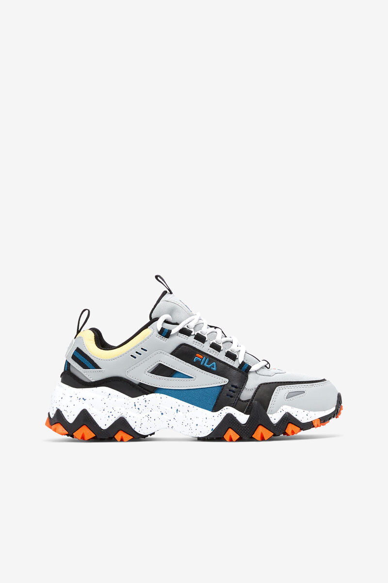 Women's Fila Oakmont Tr Sneakers Black / Blue | qLAHyz2P7Fz
