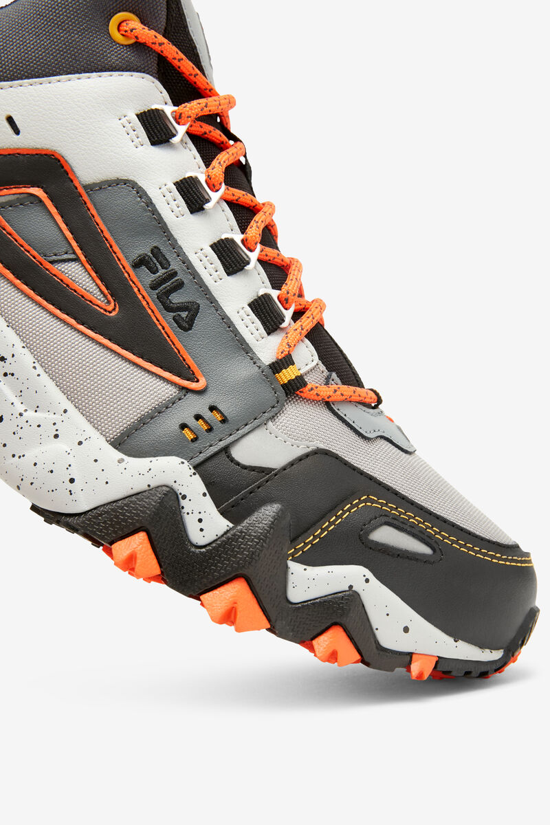 Men's Fila Oakmont Tr Mid Running Shoes Black / Orange | N86J92qNFsh
