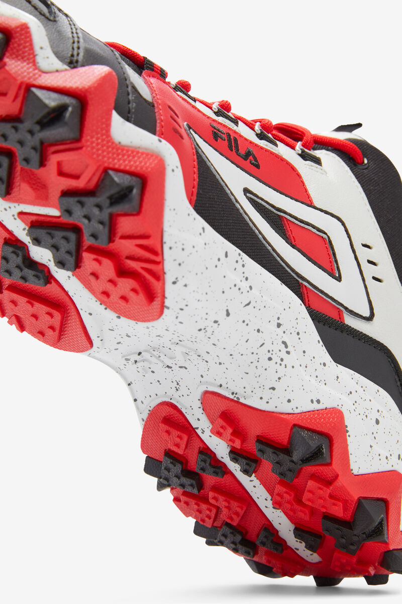 Men's Fila Oakmont Tr Mid - Sneakers & Lifestyle | Fila Sneakers Black / Grey / Red | 5MnDa5qDlvV