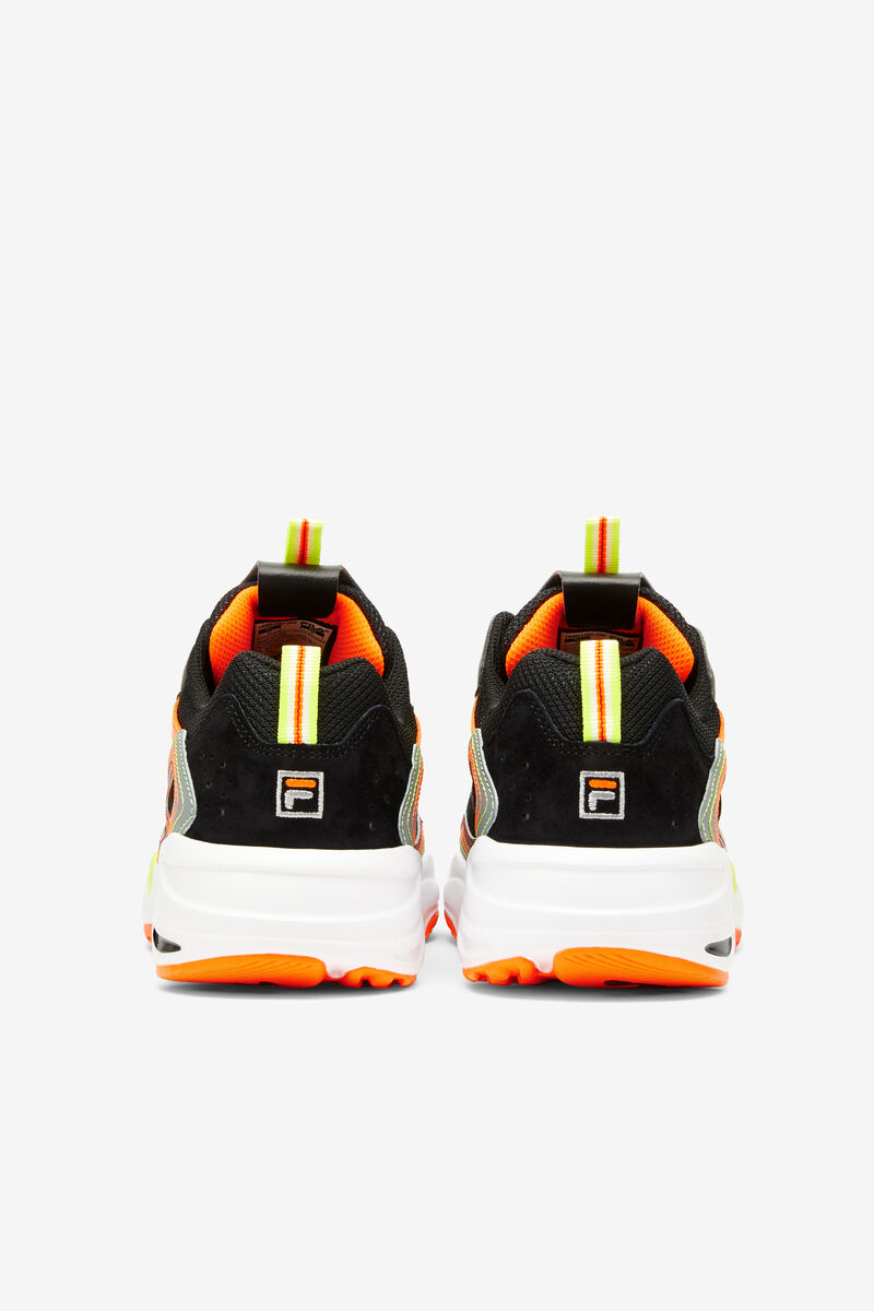Men's Fila Ray Tracer Stitch Walking Shoes Black / Orange | pZHmVI6e7gb