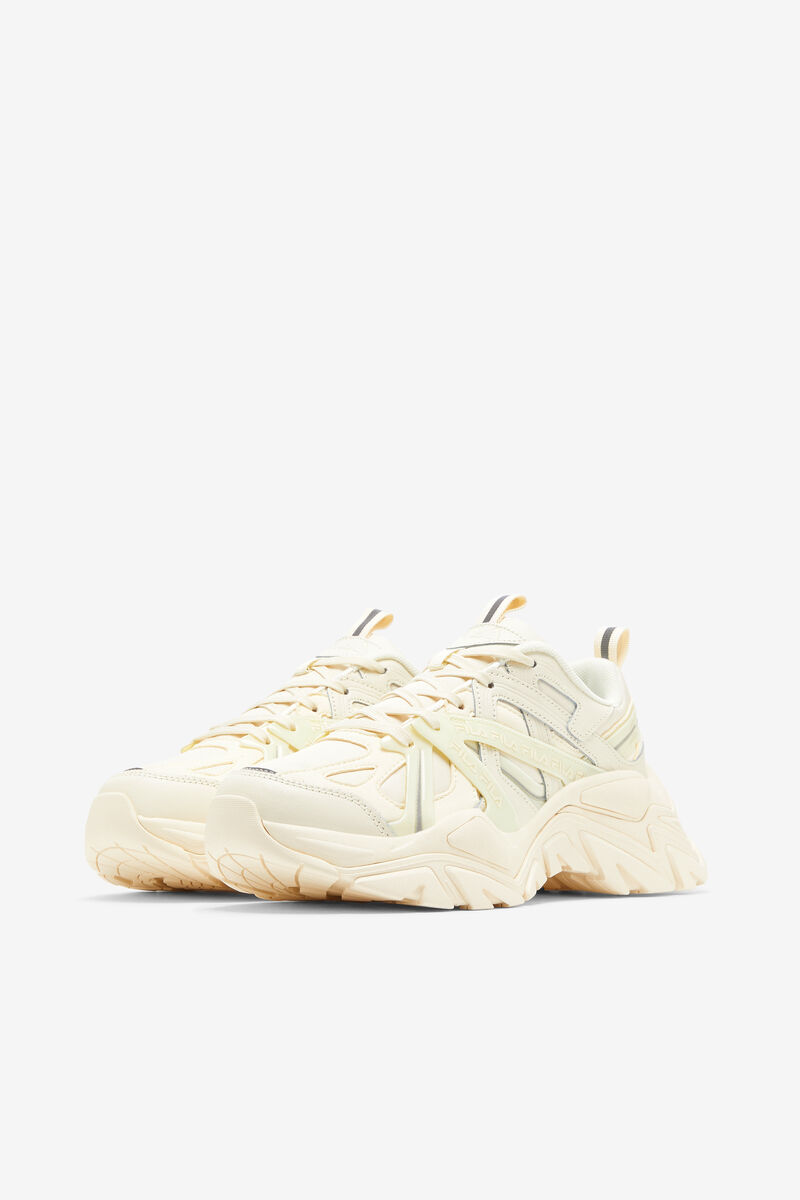Women's Fila Electrove 2 Sneakers White / White / White | Qj7RC34rkfM