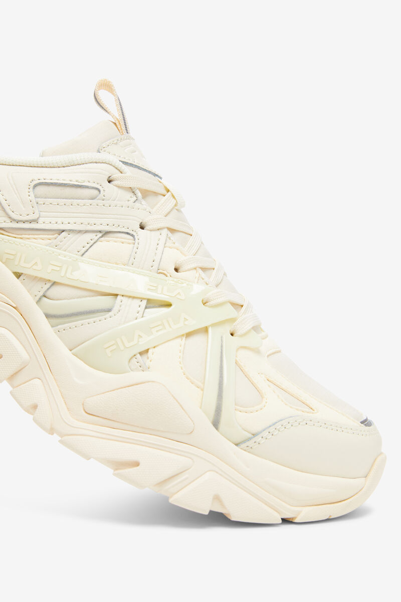 Women's Fila Electrove 2 Sneakers White / White / White | Qj7RC34rkfM