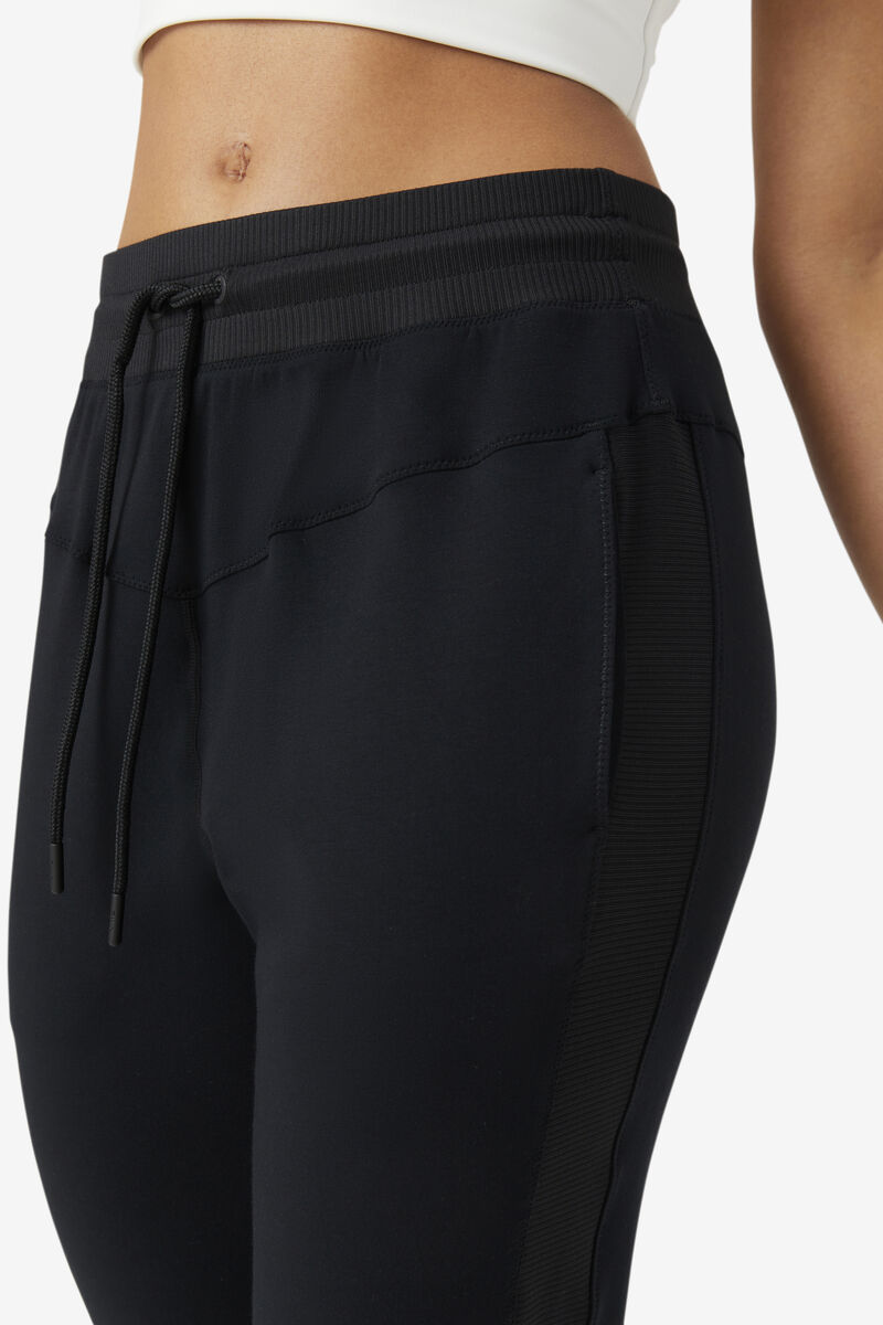 Women's Fila Fi-lux Texture Jogger Pants Black | o4mUOqfM41X