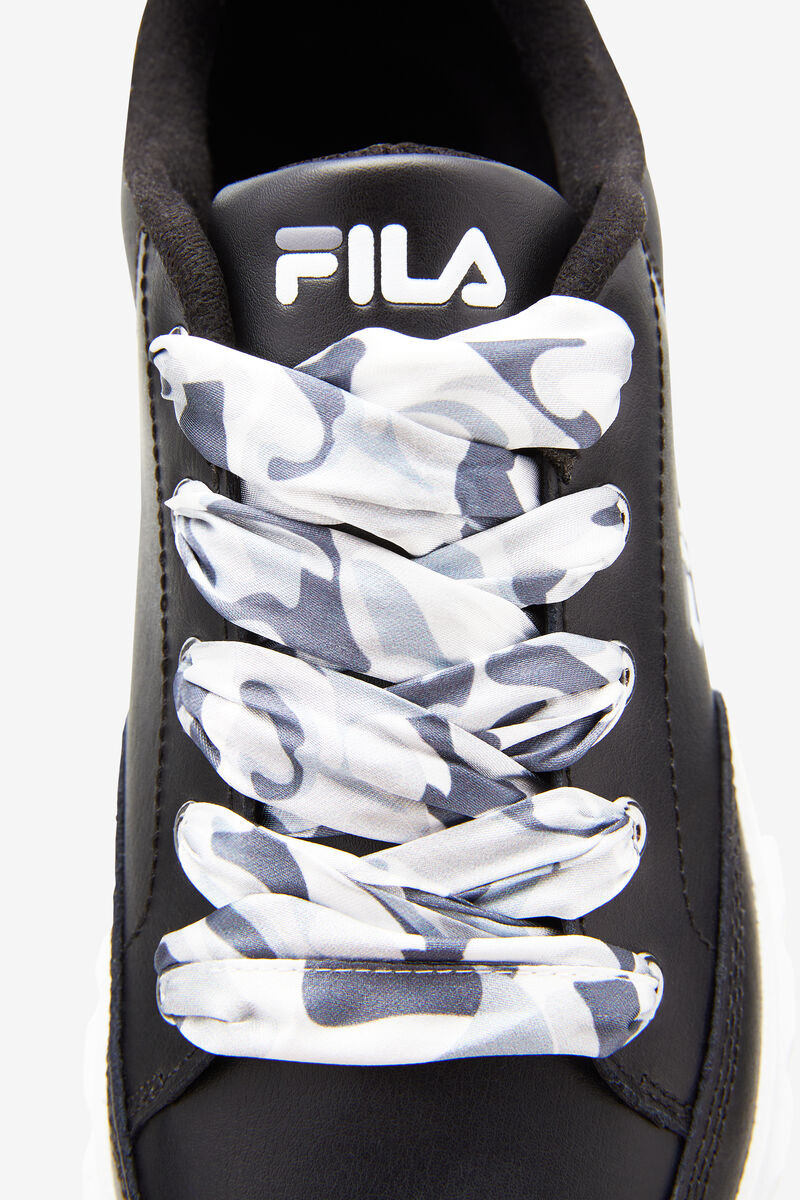 Women's Fila Sandblast Low Satin Lace Sneakers Black / White | 14tz9l4cAZD