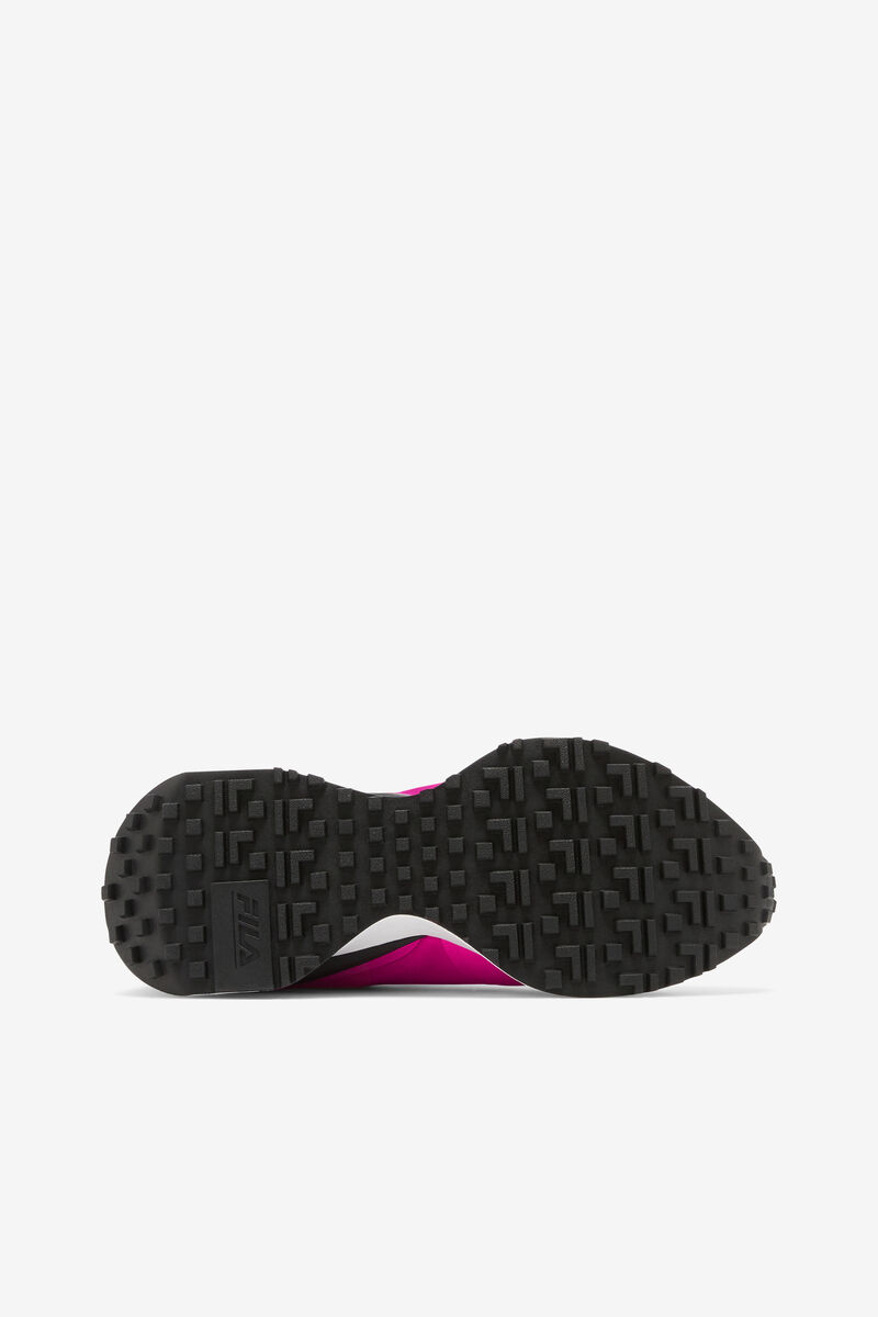 Women's Fila Space Runner Sneakers Pink / Black / White | mzj67IjnBCj