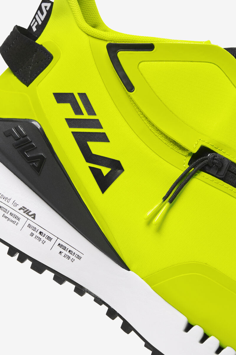 Women's Fila Space Runner Sneakers Yellow / Black / White | 3TtcEje75MS