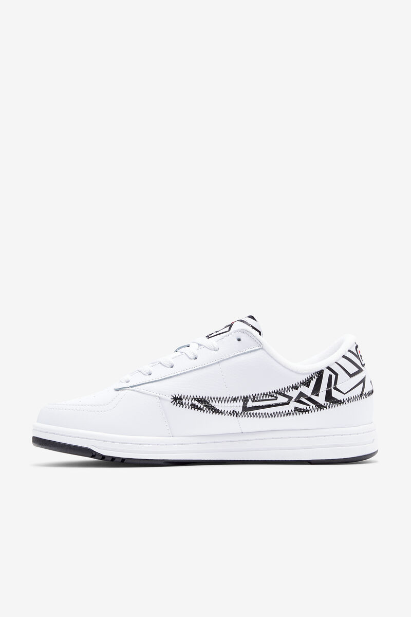 Women's Fila Tennis 88 90s Sneakers White / Black / Red | VOLyJgKUwb4