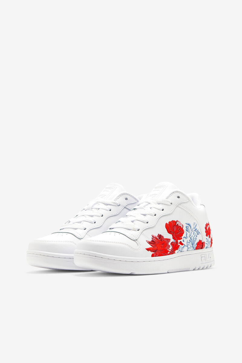 Women's Fila Wx-110 Flower Sneakers White / White / White | 6QbugSpm8N7