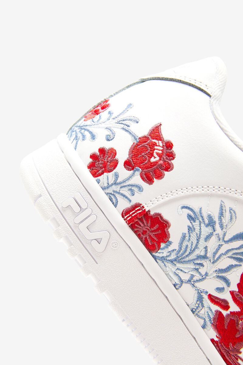 Women's Fila Wx-110 Flower Sneakers White / White / White | 6QbugSpm8N7